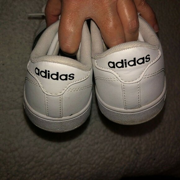 Adidas Neo Baseline K Casual Shoes AW4299 White 3 Stripe Sneakers Youth Sz 5 - Picture 6 of 8